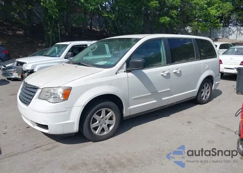 2010 Chrysler Town & Country New Lx из США, поврежденный, VIN 2A4RR2D17AR405642
